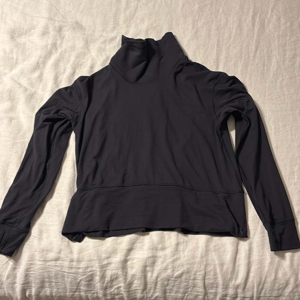 Ready to Rulu Pullover